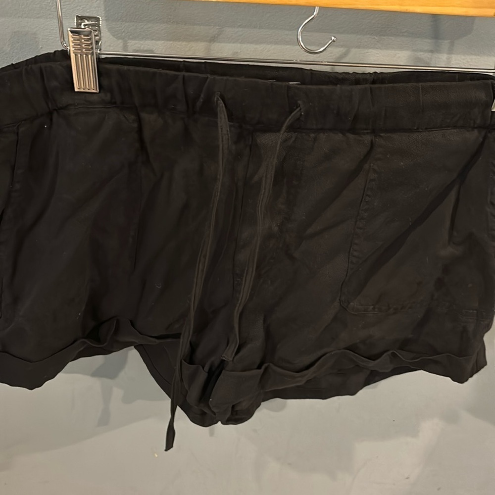Volcom womens shorts